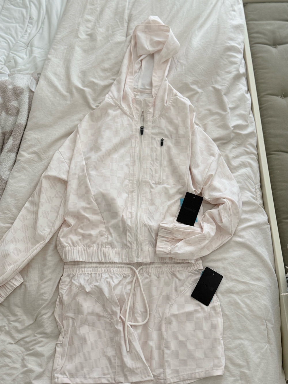 Hurley Cream Checker Athletic Hoodie & Shorts Set